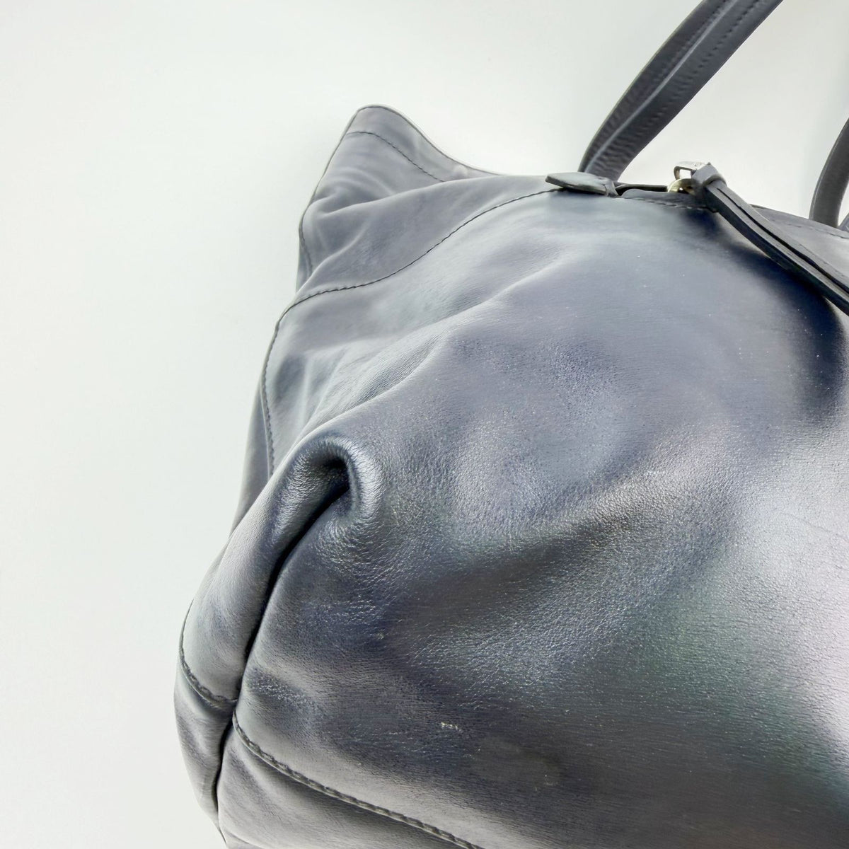 Miu Miu Logo Front Zipper Pocket Tote Shoulder Bag Leather Navy Vintage — view 6
