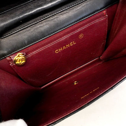 Chanel Shoulder Bag Quilted Lambskin Black Gold — view 4