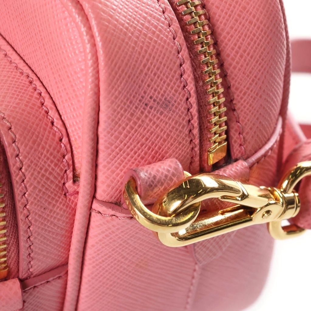 Prada Camera Bag Pink Leather Gold — view 8