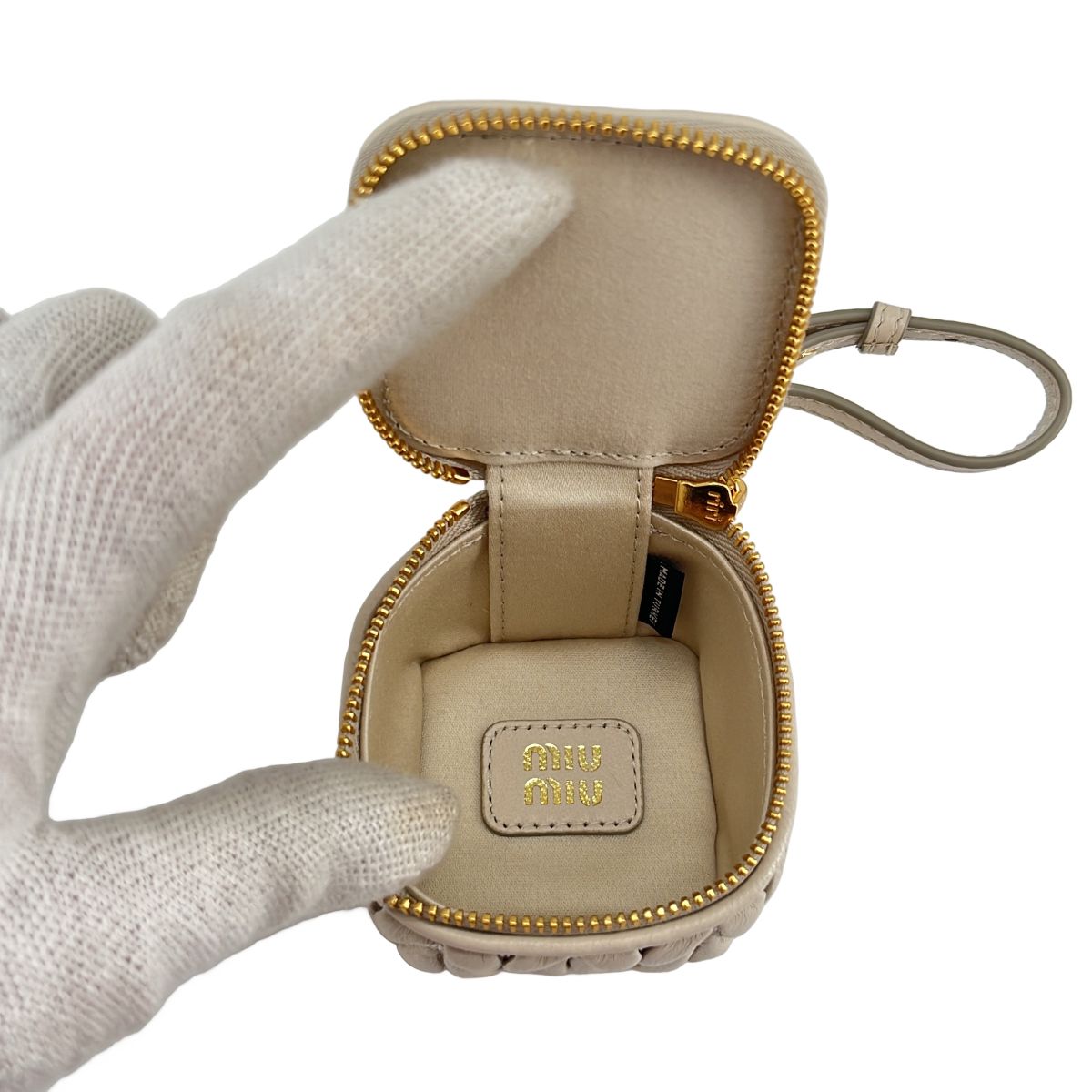 Miu Miu Matelasse Mini Pouch Beige — view 3