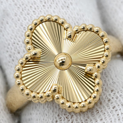 Van Cleef & Arpels Ring Vintage Alhambra Guilloche Yellow Gold 51 YG — view 5