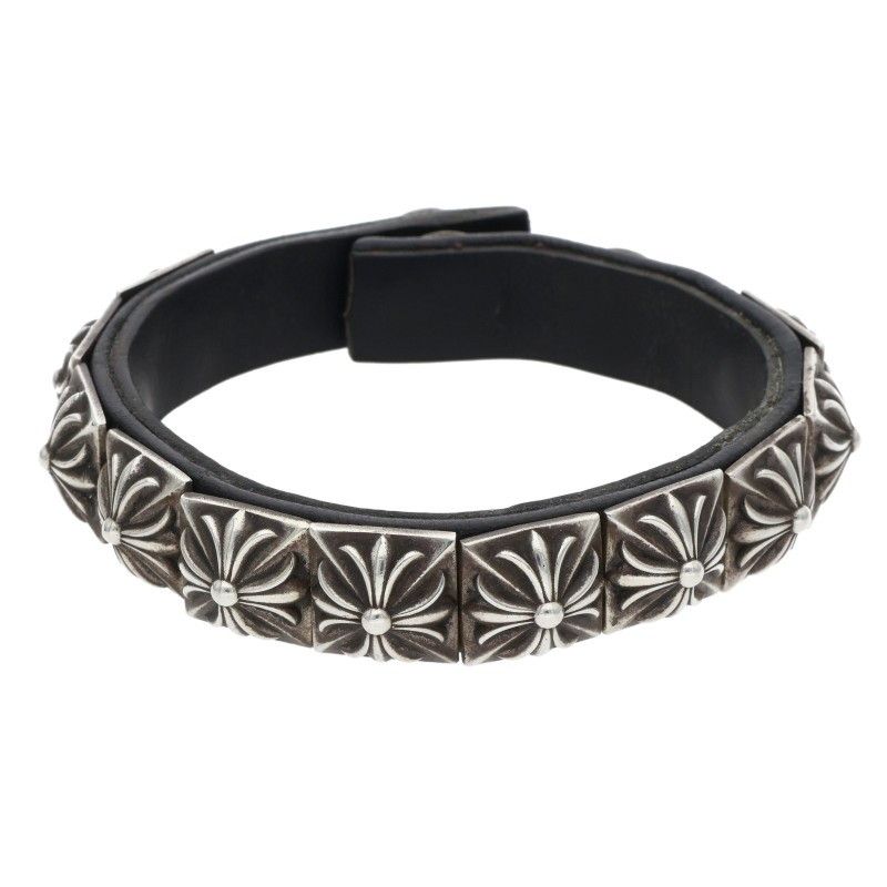 Chrome Hearts Zero Stud Sngl Row Pyramid Single Leather Bracelet