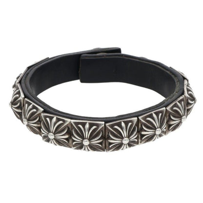 Chrome Hearts Zero Stud Sngl Row Pyramid Single Leather Bracelet