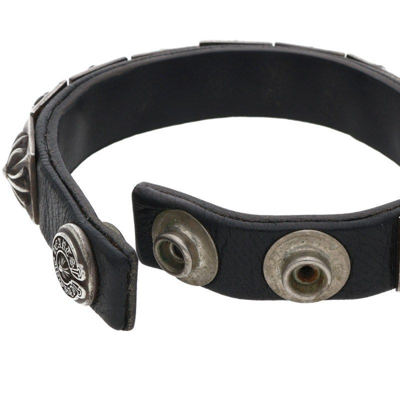 Chrome Hearts Zero Stud Sngl Row Pyramid Single Leather Bracelet — view 4