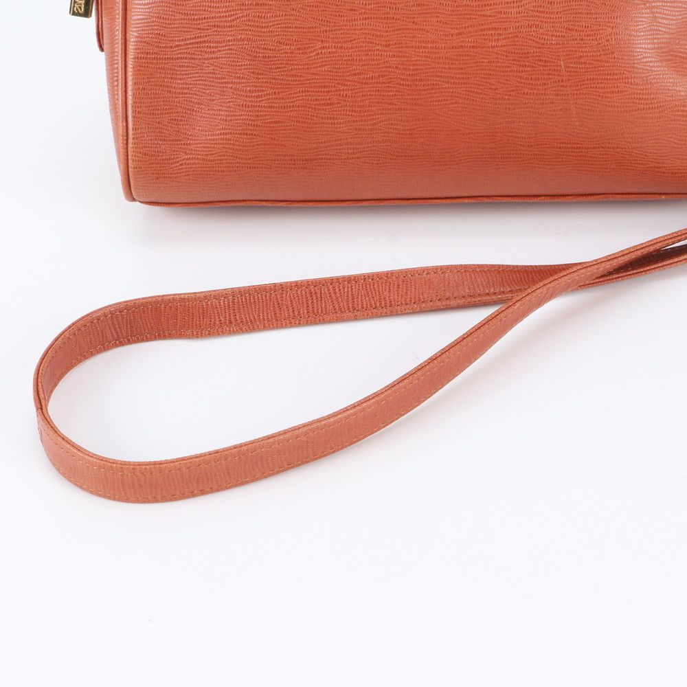 Versace Vintage Gianni Leather Shoulder Bag — view 2