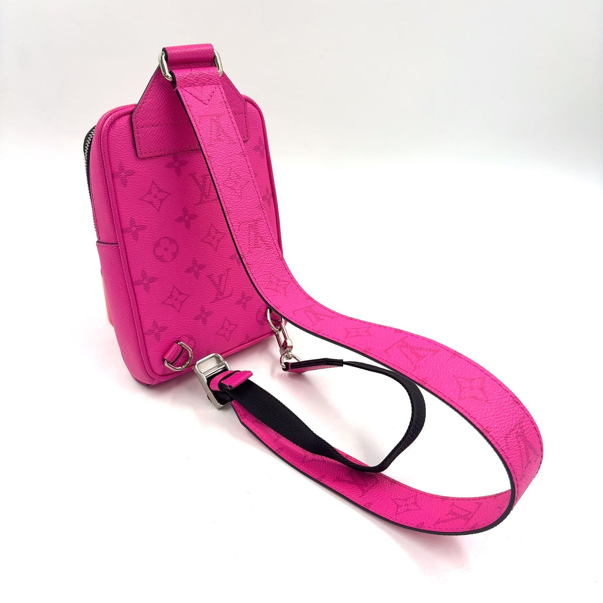 Louis Vuitton Outdoor Sling Fuchsia Pink Belt Bag Silver — view 2