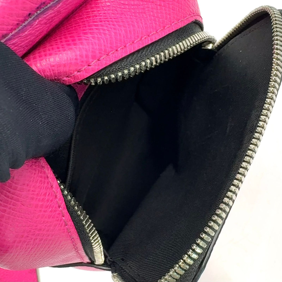 Louis Vuitton Outdoor Sling Fuchsia Pink Belt Bag Silver — view 3