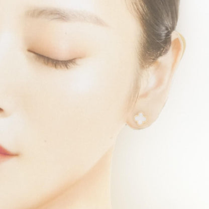 Van Cleef & Arpels Sweet Alhambra Earrings — view 4