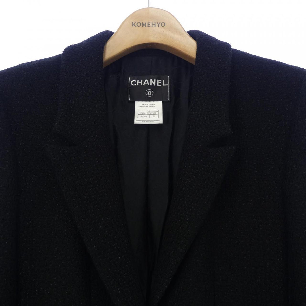 Chanel Vintage 01A Coat — view 5