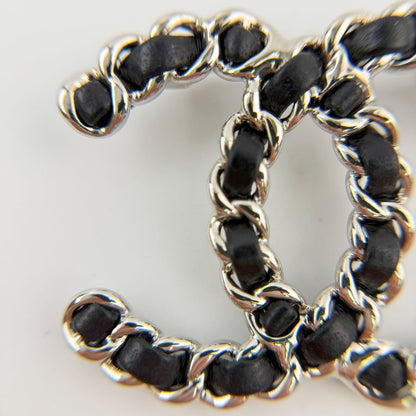 Chanel CC Logo Leather Braided Chain Brooch Plated Silver Black Vintage — view 3