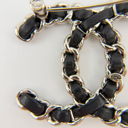 Chanel CC Logo Leather Braided Chain Brooch Plated Silver Black Vintage — view 5