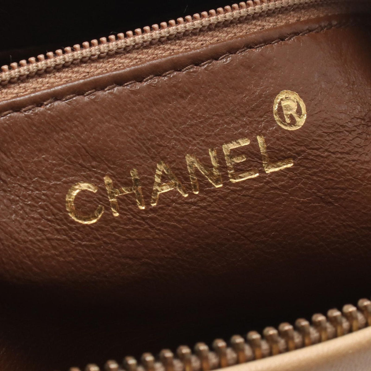 Chanel Shoulder Bag Quilted CC Logo Tassel Beige Lambskin Fringe Chain — view 4