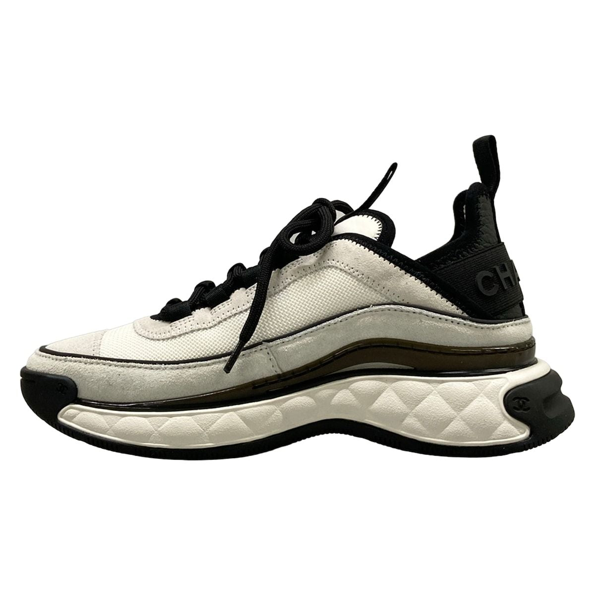 Chanel Sneakers White Black — view 3