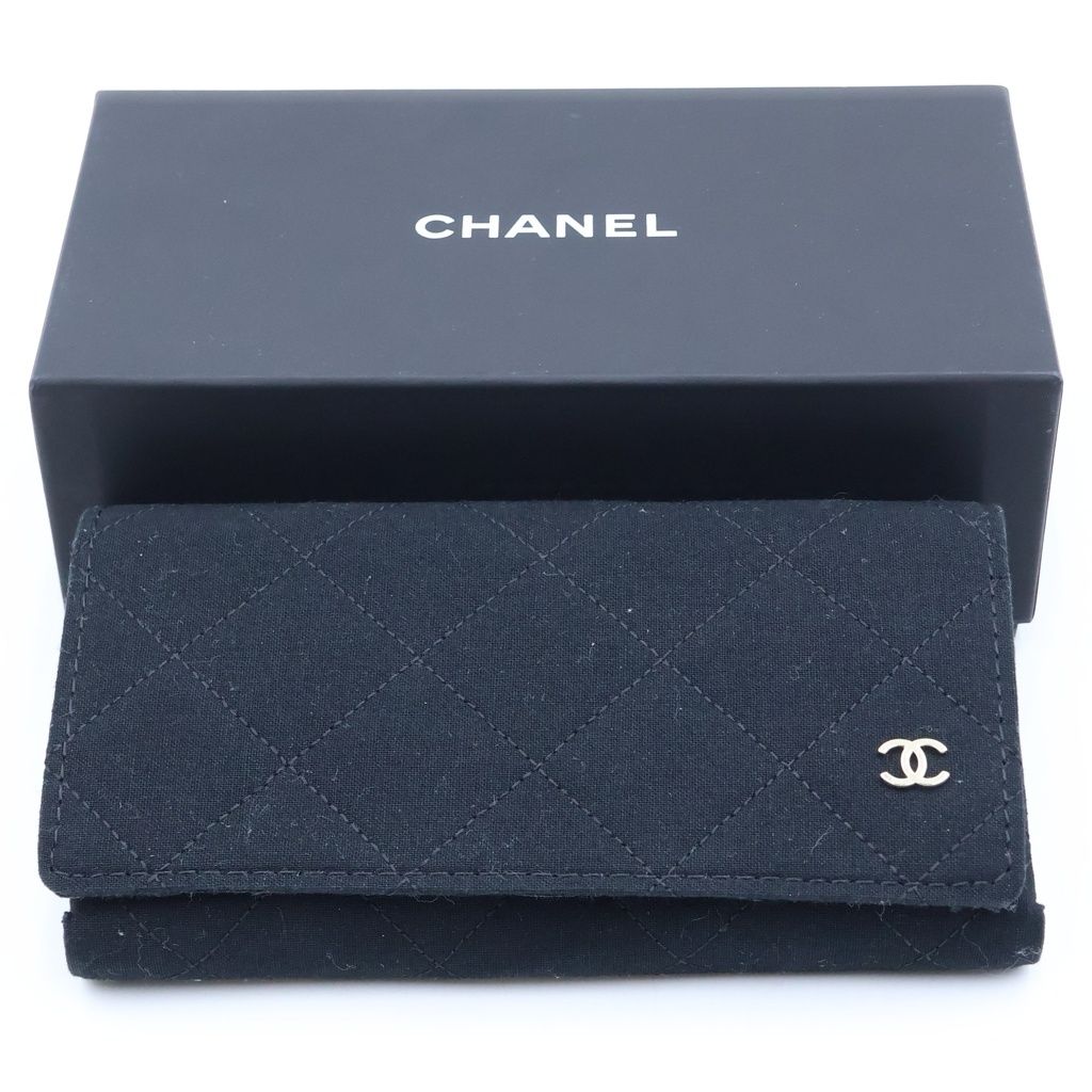 Chanel CC Logo Oval Shape Sunglasses Navy Eyewear — view 6