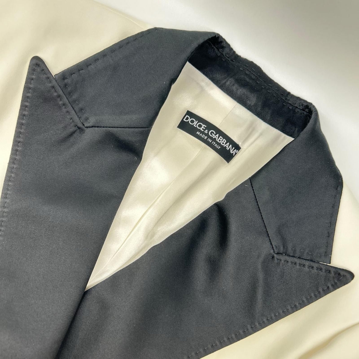 Dolce & Gabbana Contrast Satin Lapel Blazer Jacket 40 — view 7