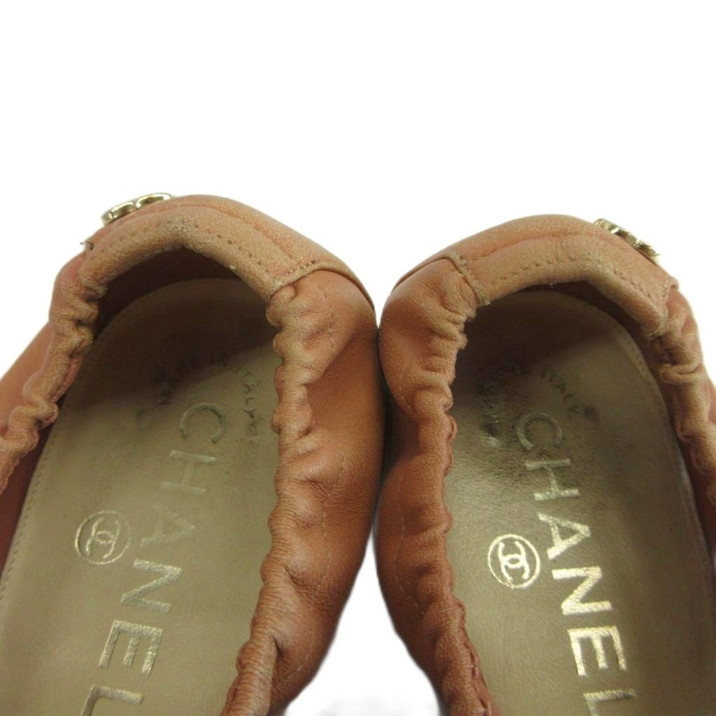 Chanel Ballet Shoes Flat Pumps Leather Cap Toe CC Logo Bicolor Pink — view 4