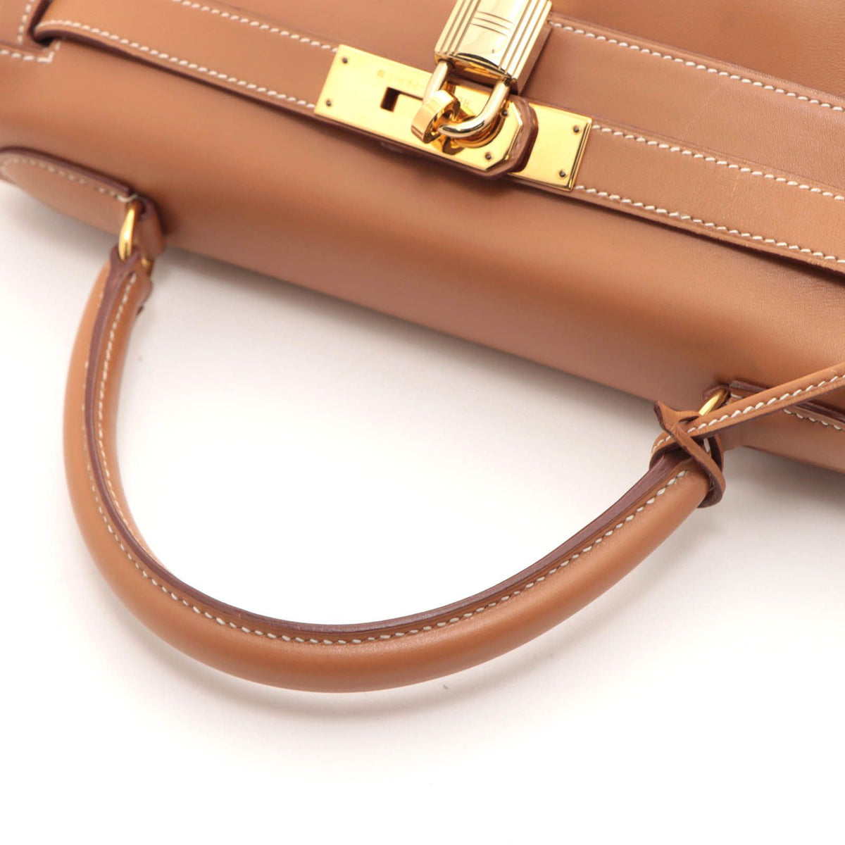 Hermes Kelly 28 Natural Retourne Handbag Vauchamonie Stamp — view 4