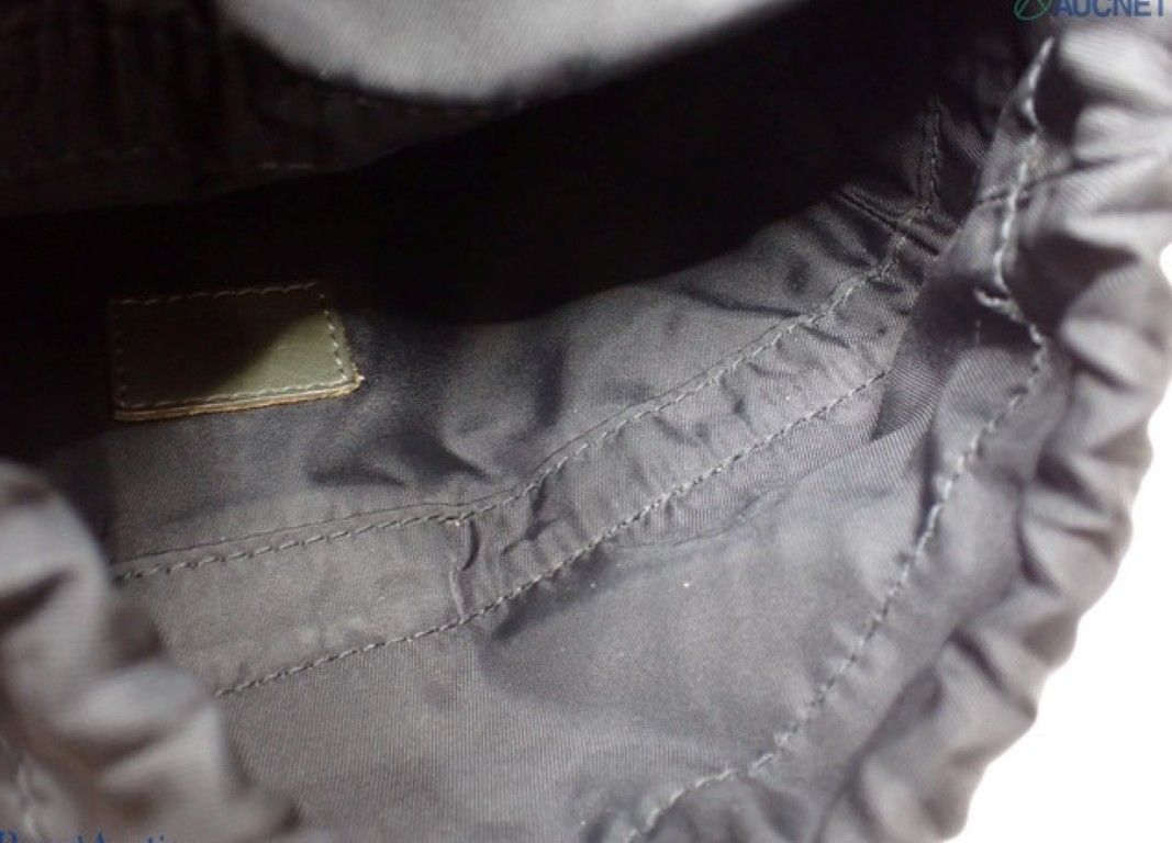 Louis Vuitton Shoulder Bag Chalk Khaki Monogram Shadow — view 8