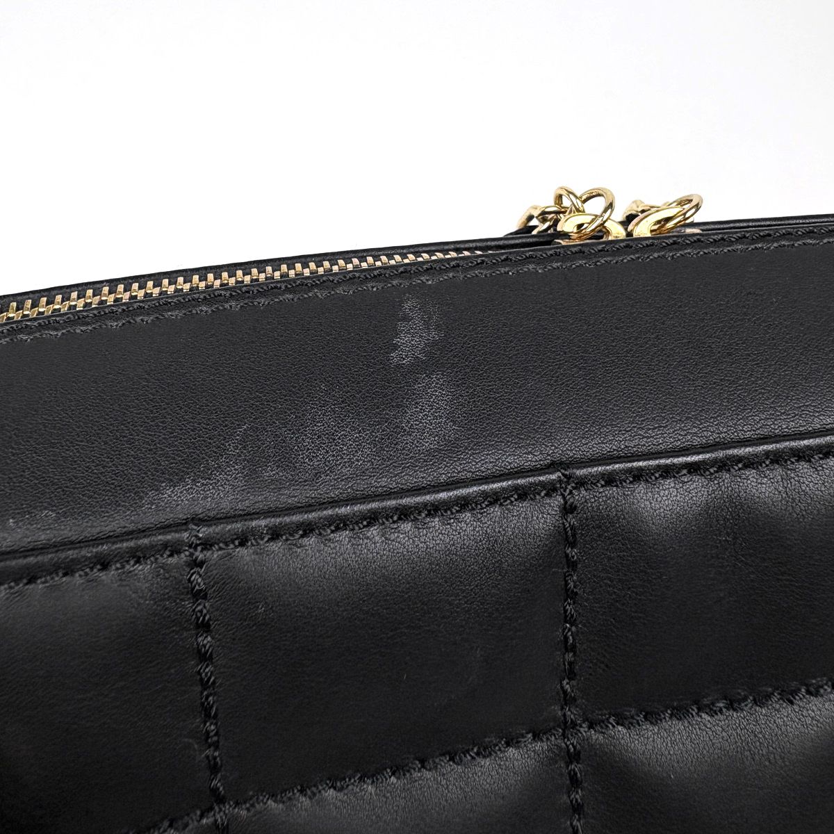 Chanel Handbag Choco Bar CC Logo Leather Black — view 6