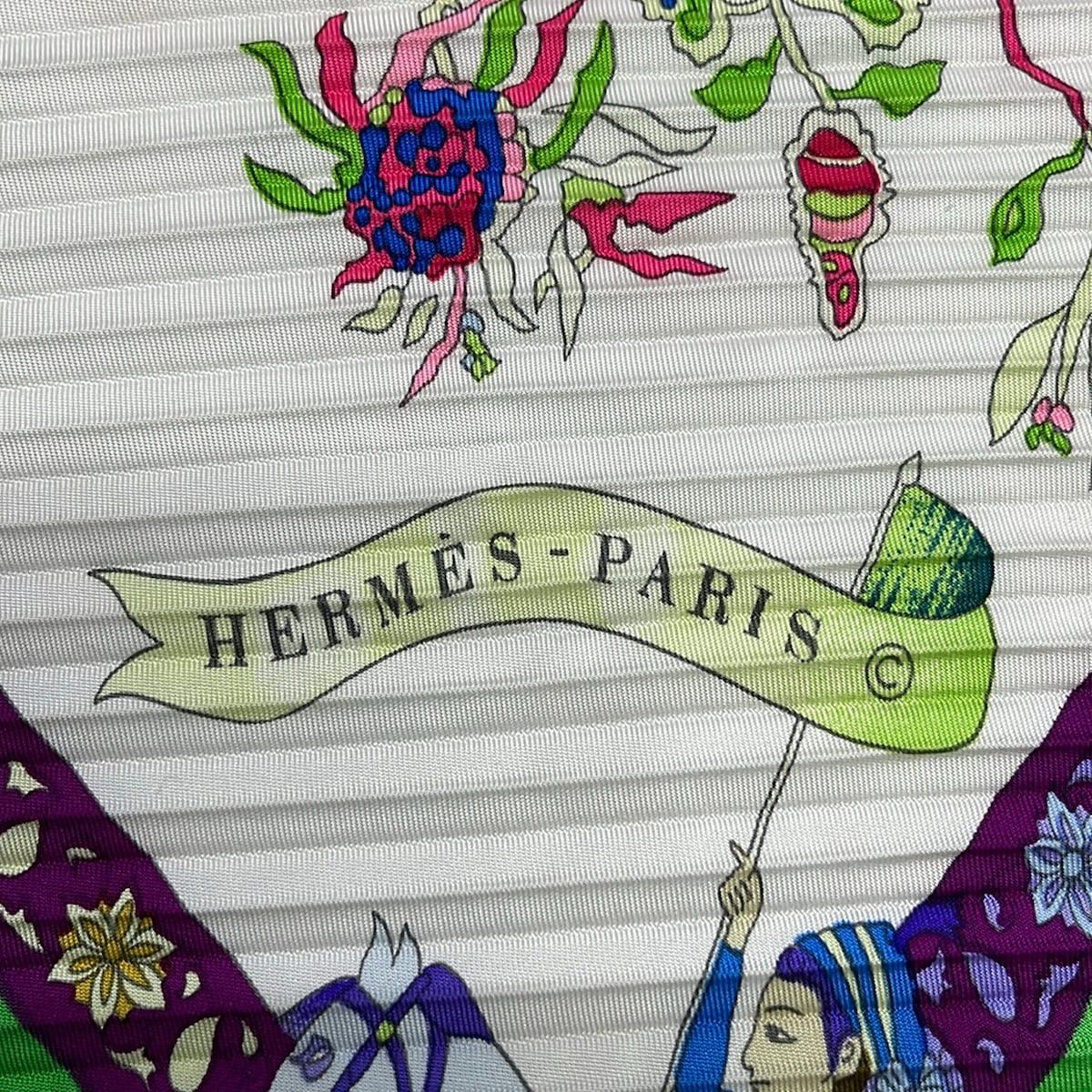 Hermes Scarf Carre Plisse Green White Fantaisies Indiennes — view 2