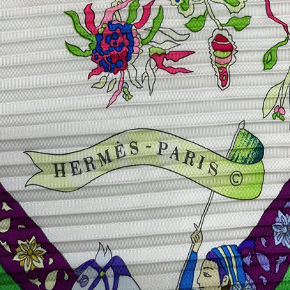 Hermes Scarf Carre Plisse Green White Fantaisies Indiennes — view 2