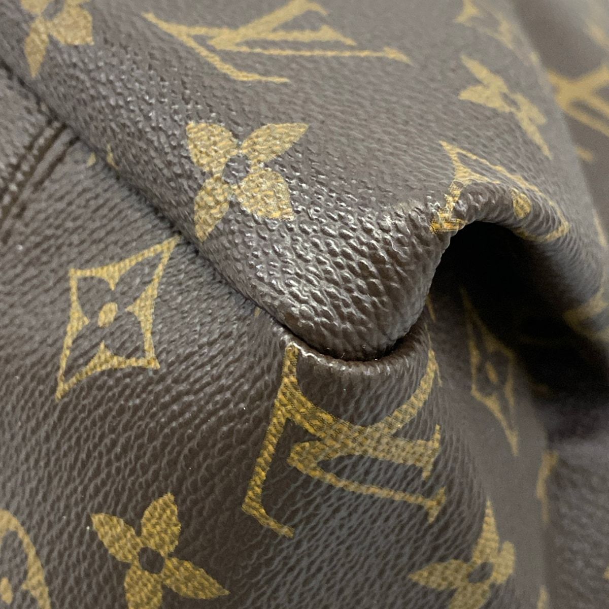 Louis Vuitton Handbag Monogram Artsy MM — view 6