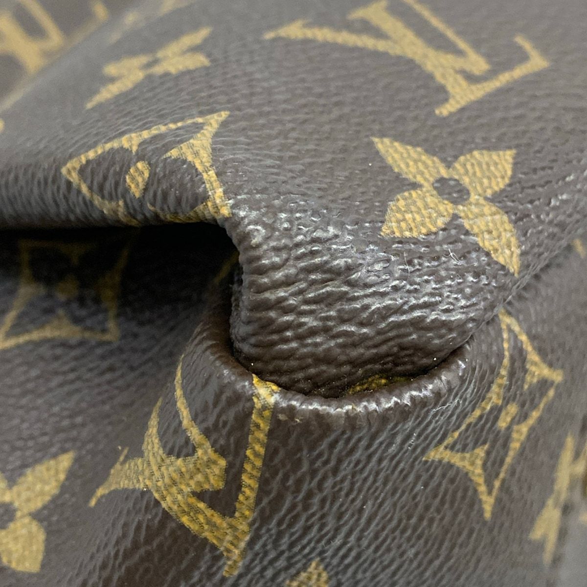 Louis Vuitton Handbag Monogram Artsy MM — view 7