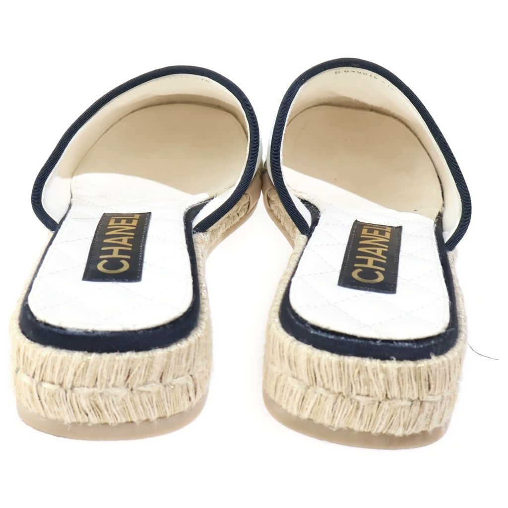 Chanel CC Logo Espadrilles Flat Sandals White Black — view 3