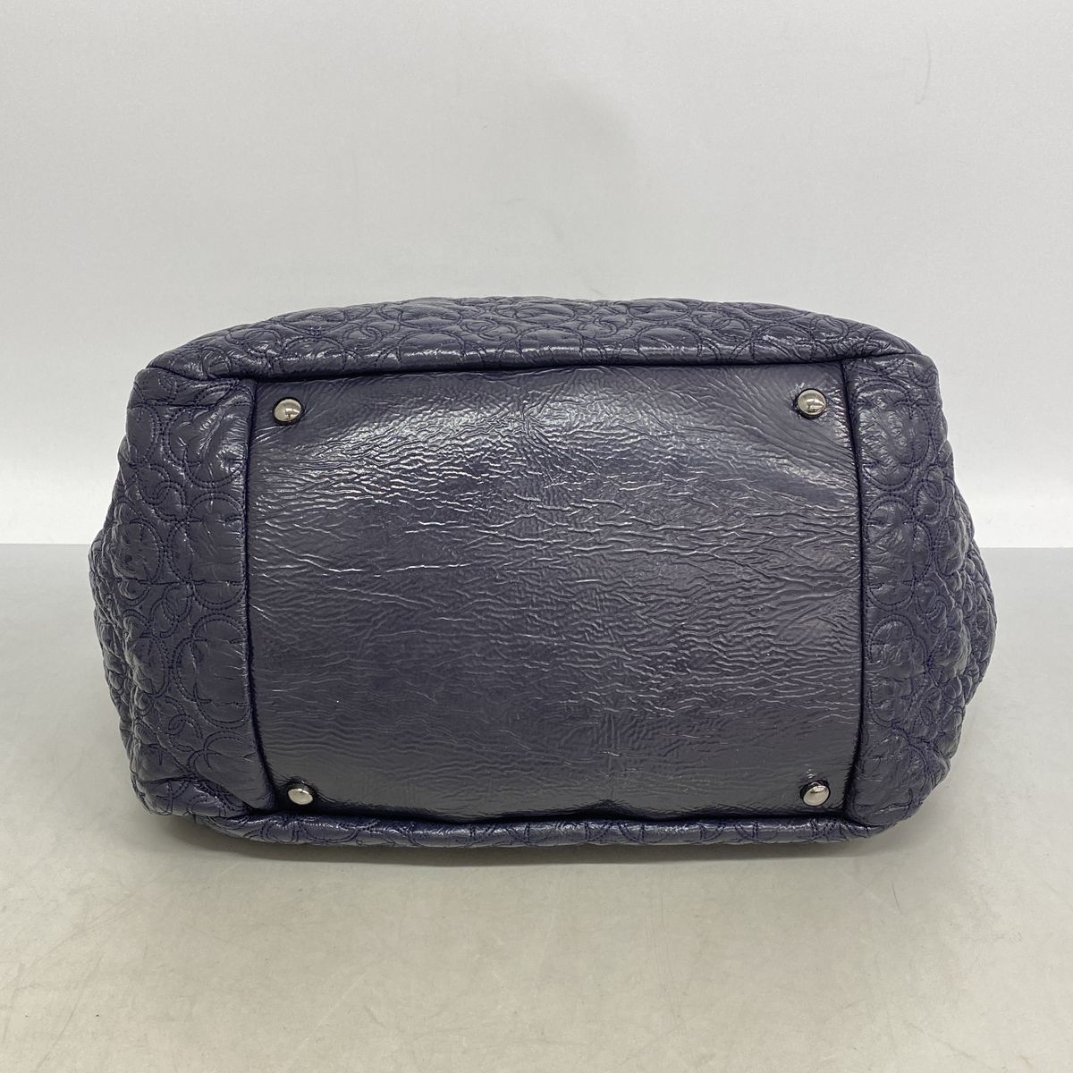 Chanel Shoulder Bag Leather Navy Silver — view 3
