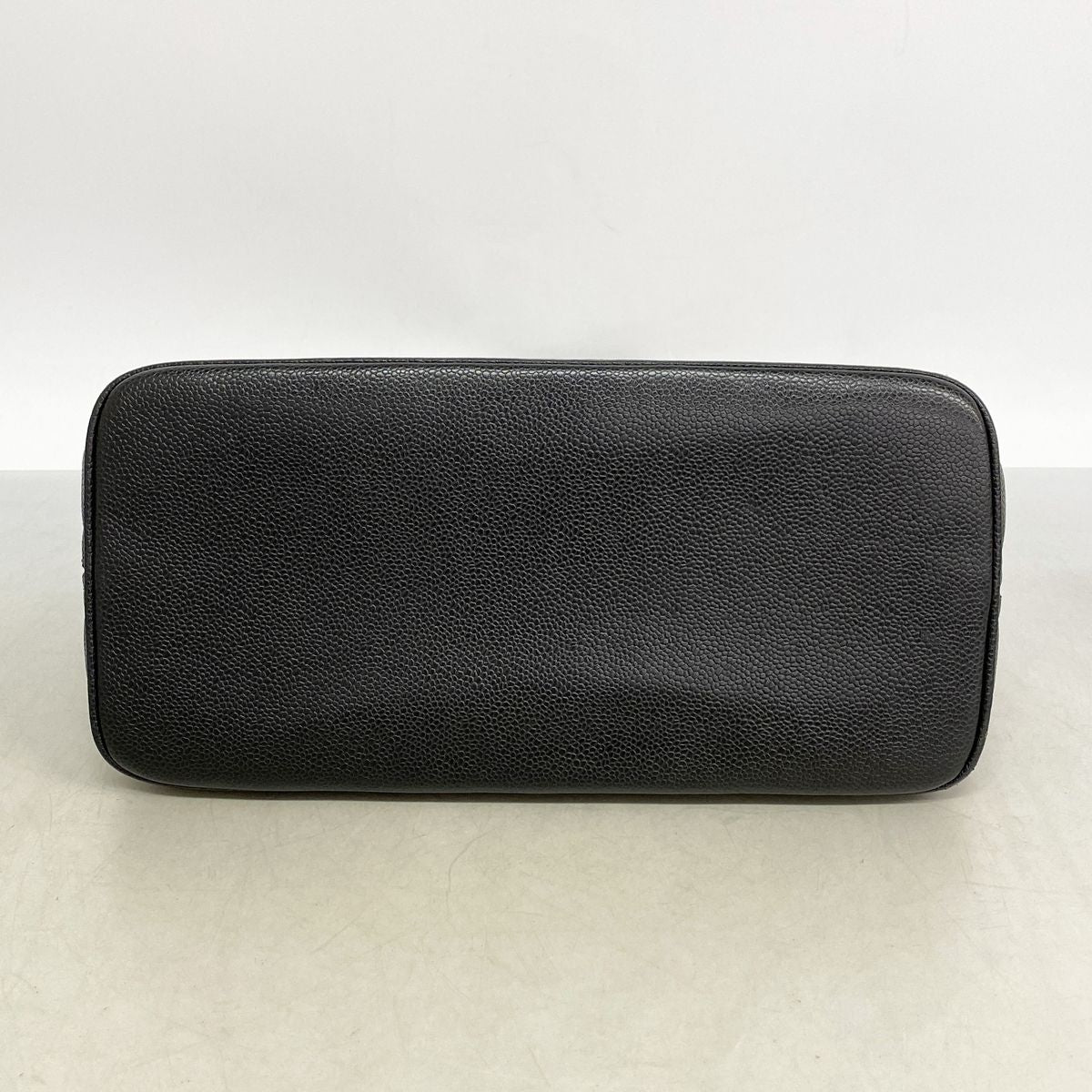 Chanel Tote Bag Reissue Caviar Leather Black Silver — view 3