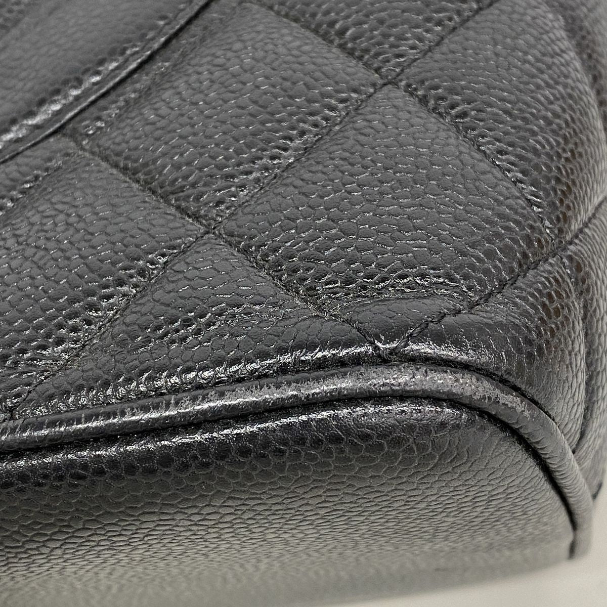 Chanel Tote Bag Reissue Caviar Leather Black Silver — view 6