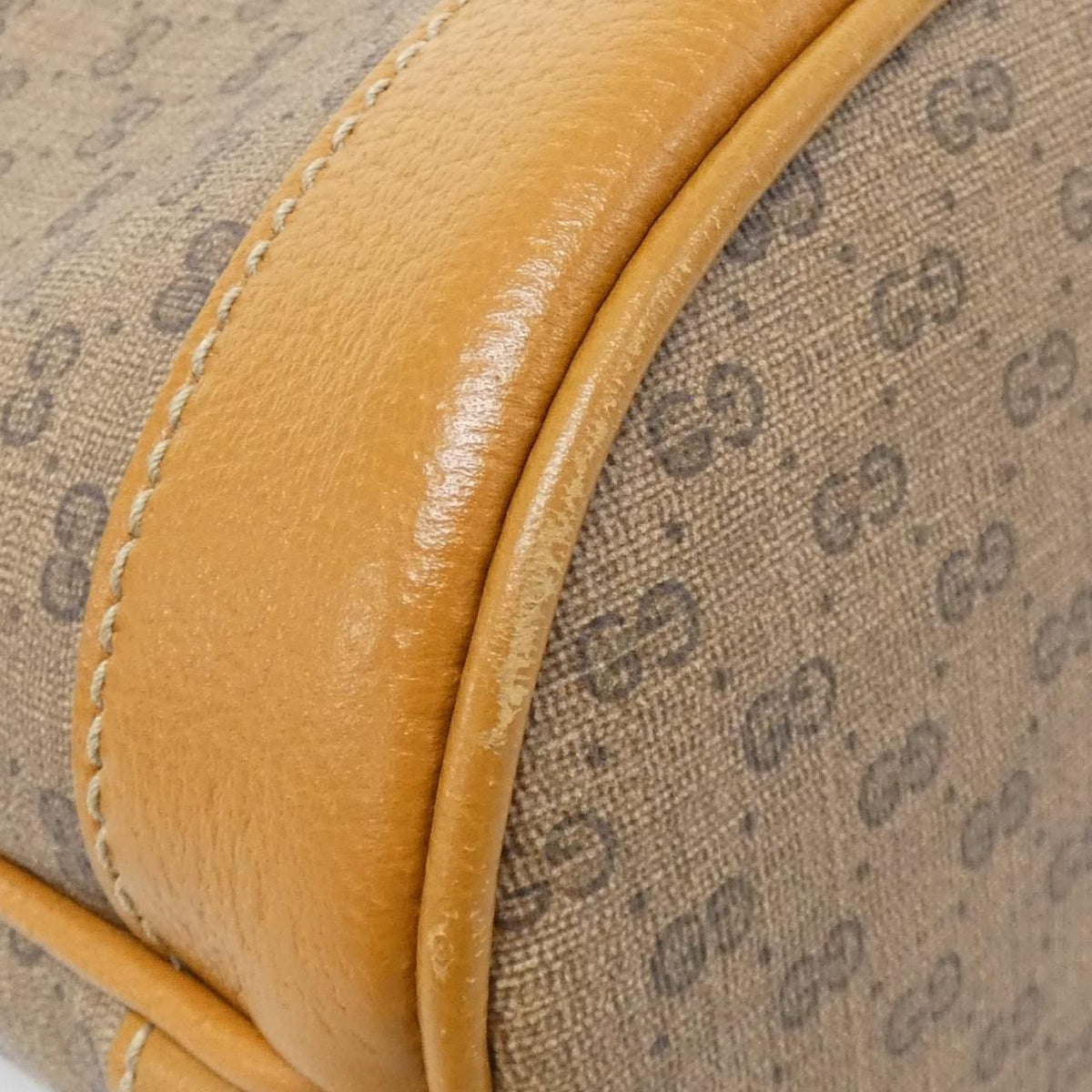 Gucci Hwxam Shoulder Bag — view 3