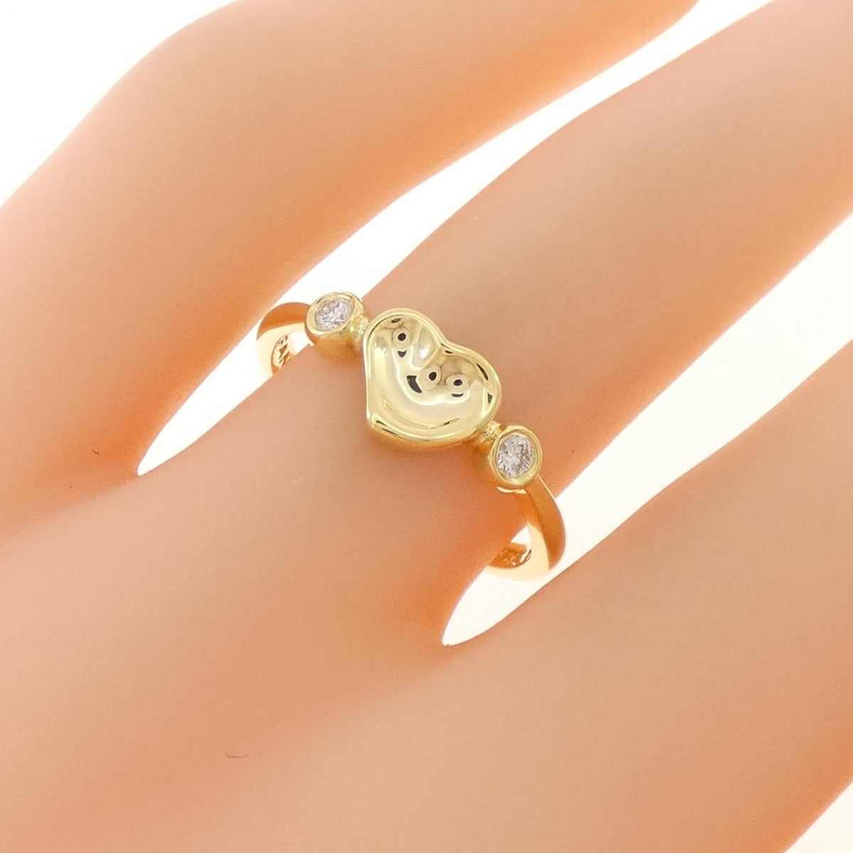 Tiffany & Co Closed Heart Ring — view 5
