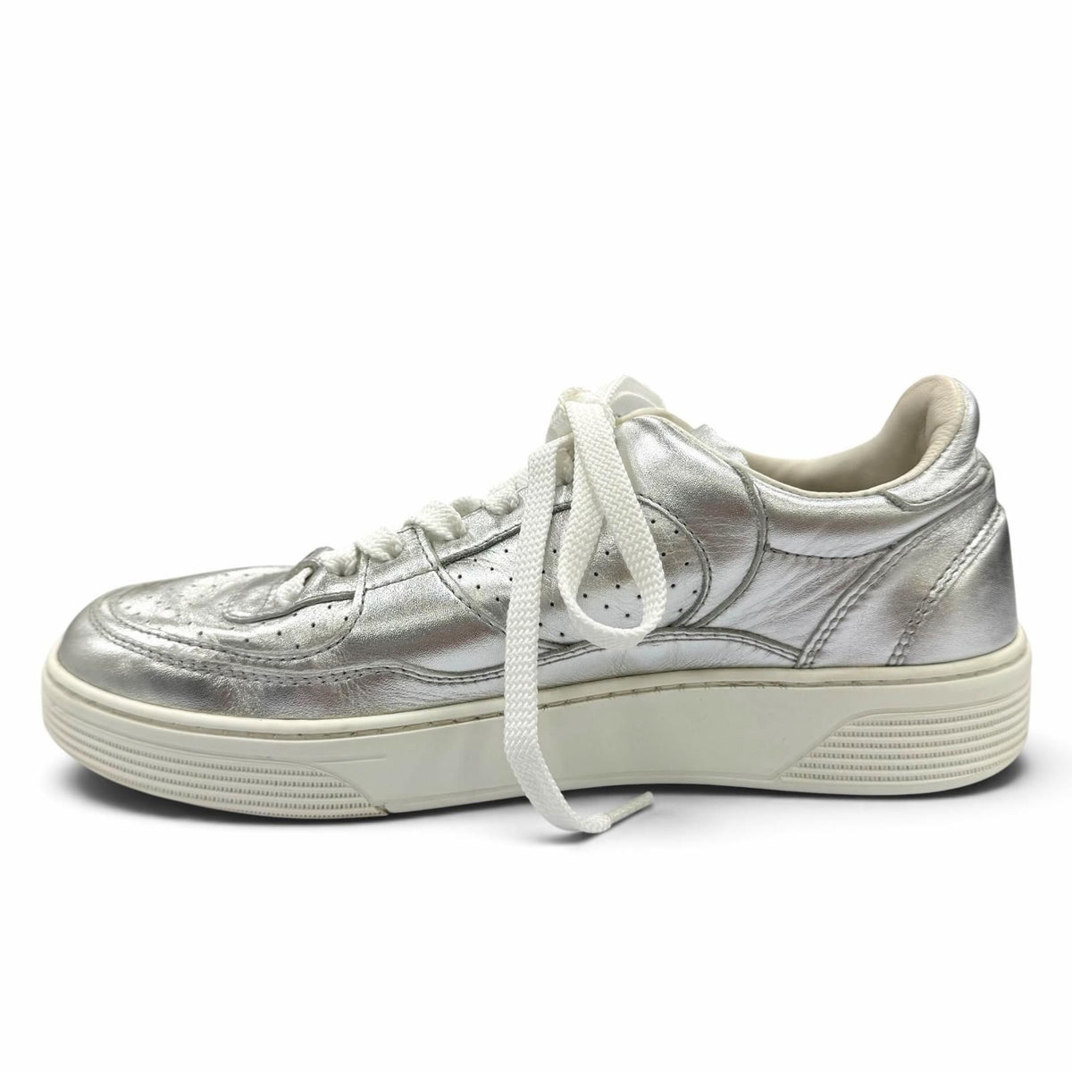 Chanel CC Logo Lace-up Leather Low-Top Sneakers Silver — view 6