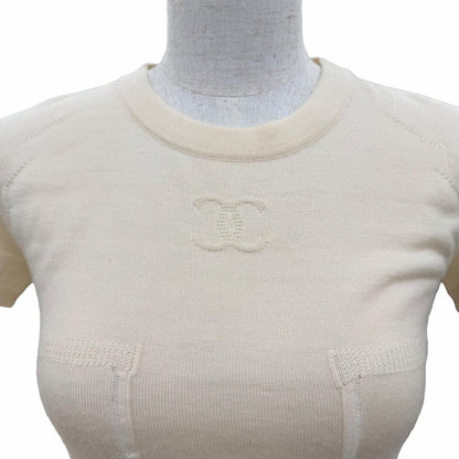 Chanel 04C Cashmere 100% CC Logo Embossed Cropped Short Sleeve Knit Beige 36 — view 2