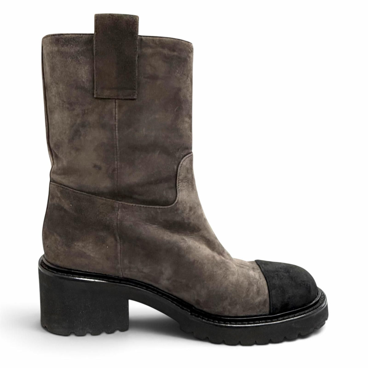 Chanel CC Logo Lining Quilted Suede Leather Ankle Boots Short Dark Brown — view 8