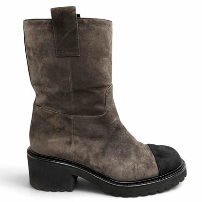 Chanel CC Logo Lining Quilted Suede Leather Ankle Boots Short Dark Brown — view 6