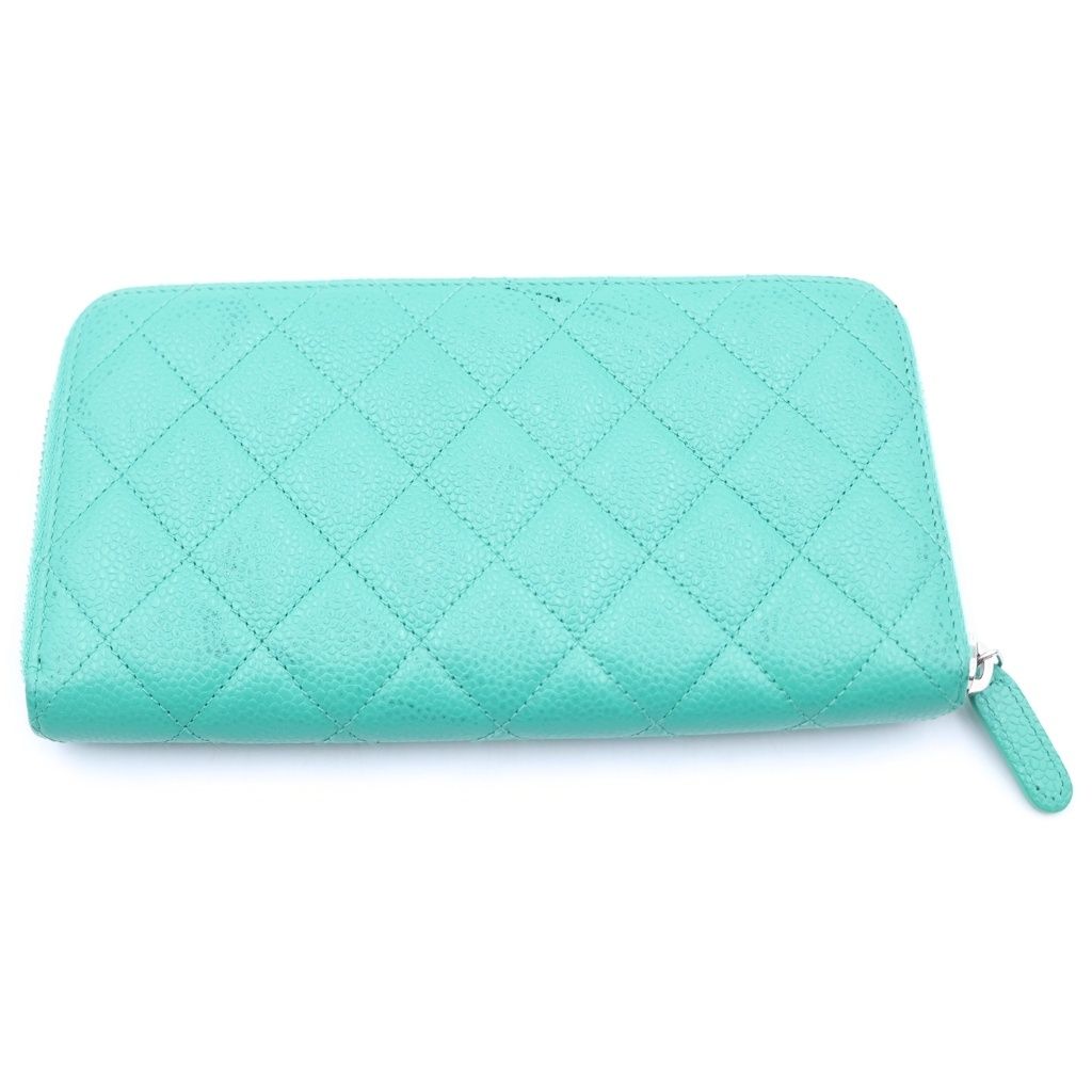 Chanel CC Logo Quilted Round Zip Wallet Green Caviar Leather Silver — view 2