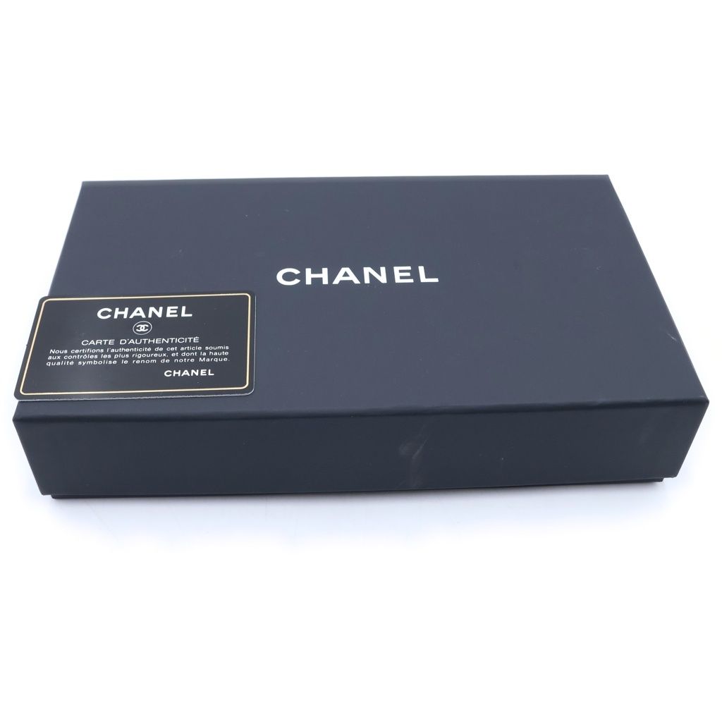 Chanel CC Logo Quilted Round Zip Wallet Green Caviar Leather Silver — view 7