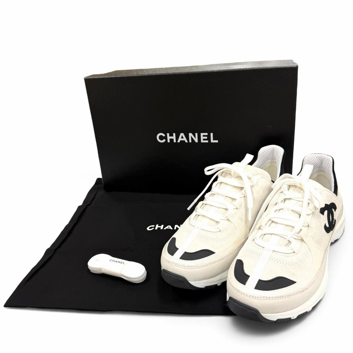 Chanel Suede Leather CC Logo Low-Top Sneakers White — view 2