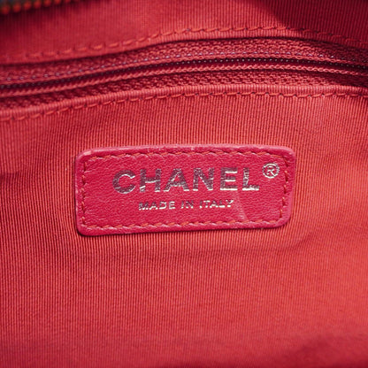 Chanel Shoulder Bag Gabrielle Hobo Leather Navy Black Gold Silver — view 5