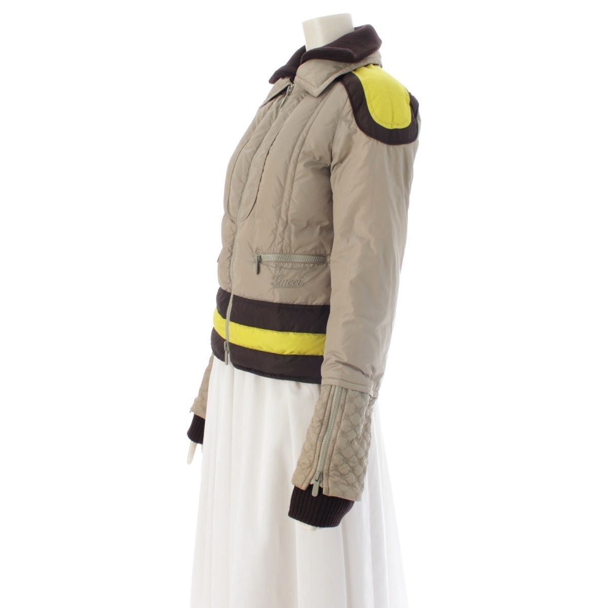 Gucci GG Contrast Cuff Multi Zip Down Jacket Style Ski Wear Thump Ring Greige — view 2