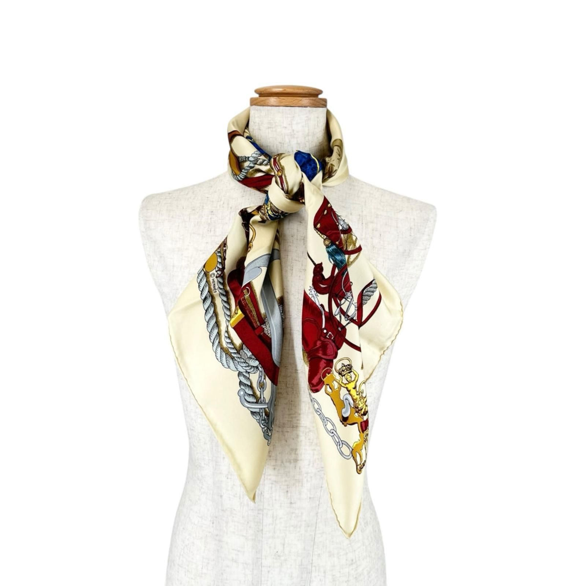Hermes Musee Scarf Silk White Carre 90 — view 2