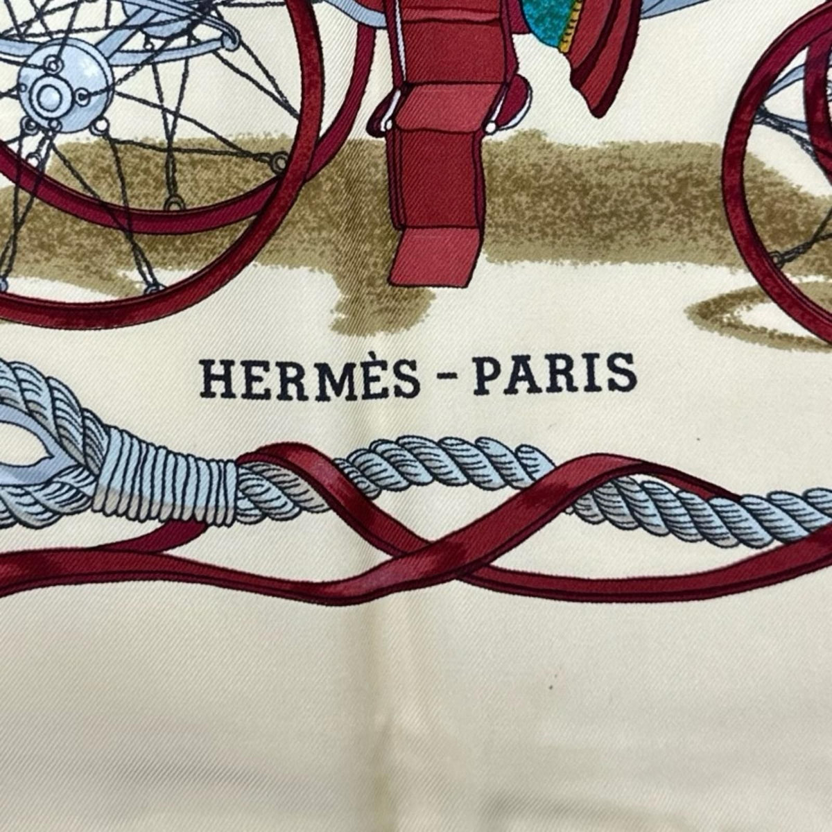 Hermes Musee Scarf Silk White Carre 90 — view 8