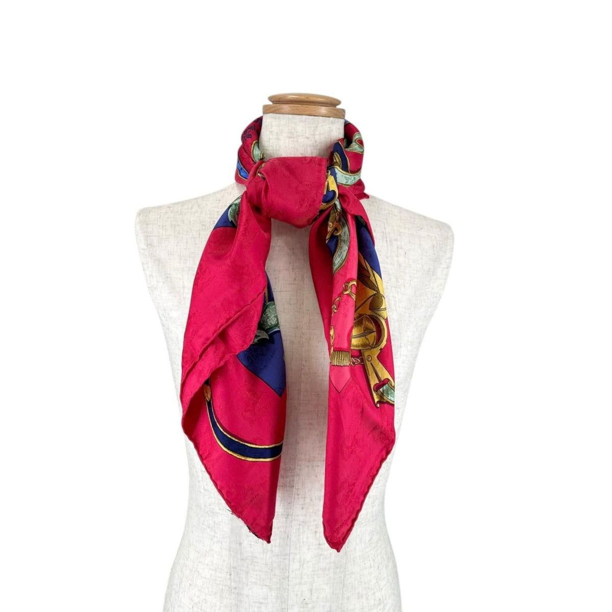 Hermes Carre 90 L'instruction du Roy Scarf Silk Pink Red — view 2