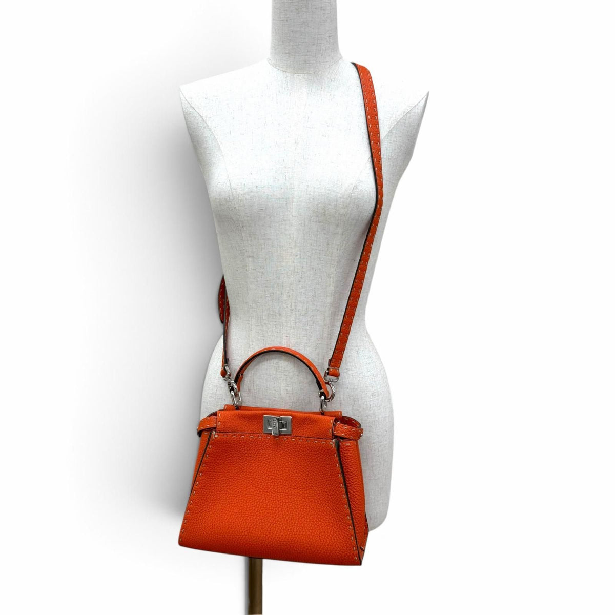 Fendi Selleria Peekaboo Mini Leather 2-Way Shoulder Handbag Orange — view 3