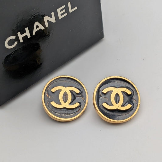 Chanel Earrings CC Logo Gold Black Round Vintage 01P