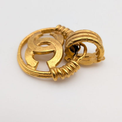 Chanel Single Earrings CC Logo Sheer Swing Gold 01P Vintage — view 2