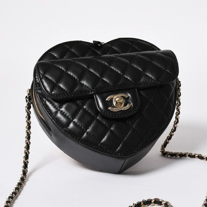Chanel Heart Chain Shoulder Bag CC Logo Lambskin Black — view 3