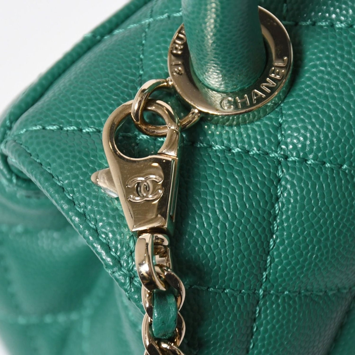 Chanel Top Handle 2-Way Bag CC Logo Caviar Leather Green Gold — view 7